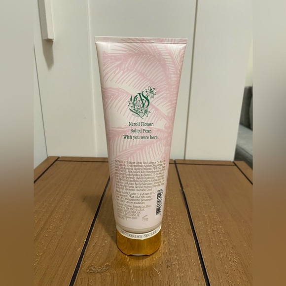 NEW VICTORIA’S SECRET SURF ON THE WAVES FRAGRANCE BODY LOTION CREAM 8 oz - Picture 4 of 4